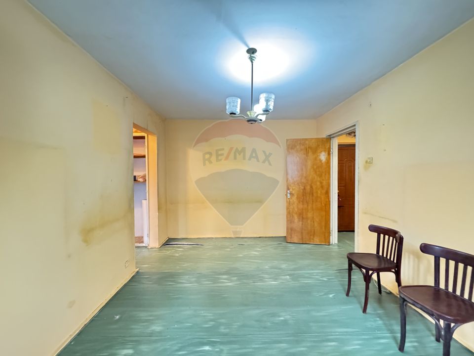 Apartament 2 camere de vanzare - Podul Giurgiului