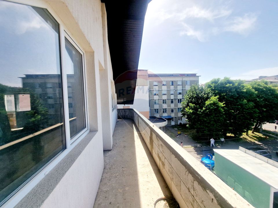 552sq.m Commercial Space for sale, Darmanesti area