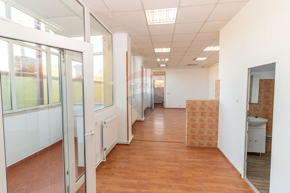 Commercial-office 200sqm Colentina Motodrom - clinic, offices