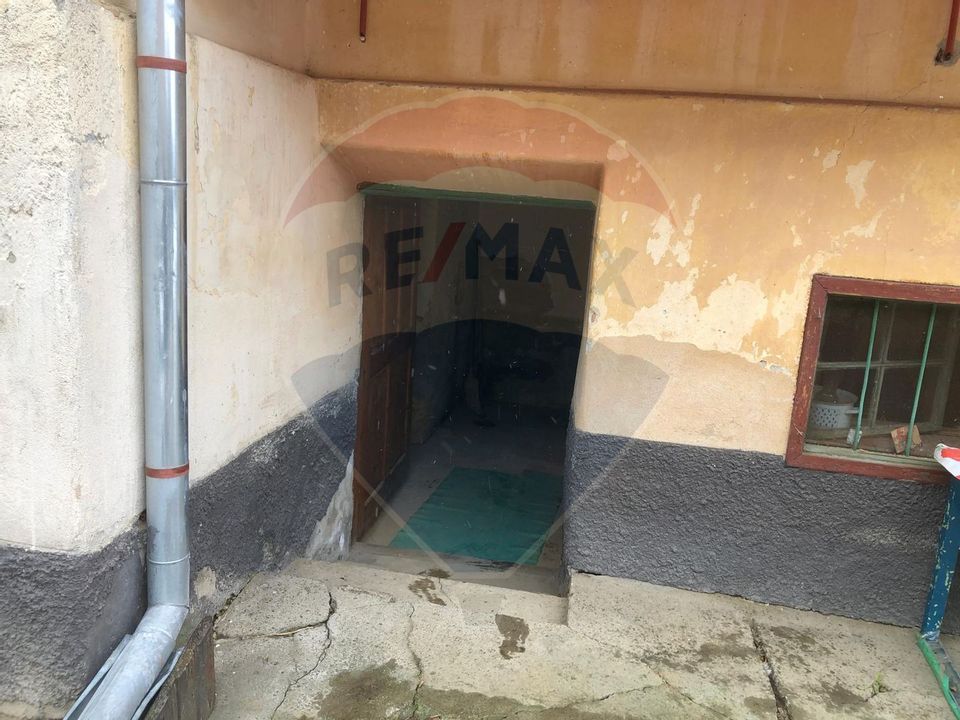 Casa cu 4 camere si gradina, Dacia 70 km de Brasov!