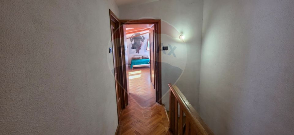 5 room House / Villa for sale, Grivita area