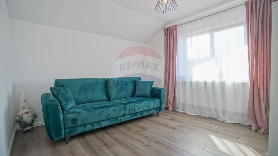 4 room House / Villa for sale