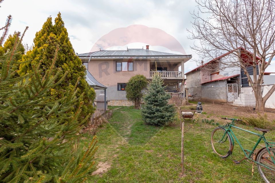 7 room House / Villa for sale, Vest area