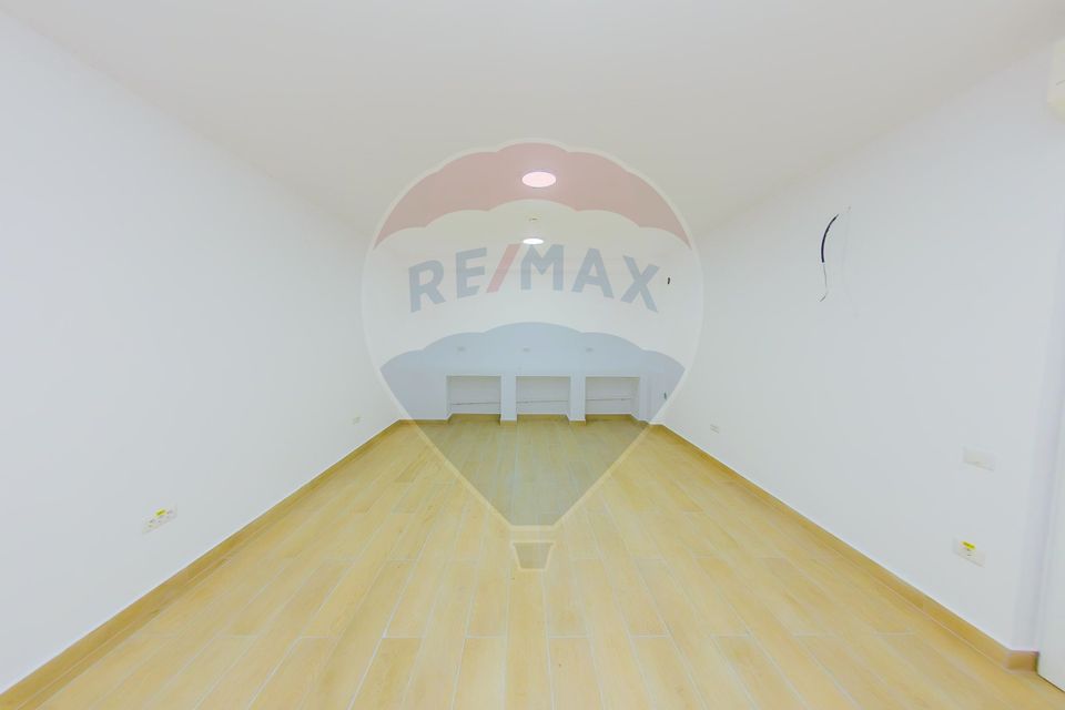 1,405sq.m Commercial Space for rent, Grivitei area