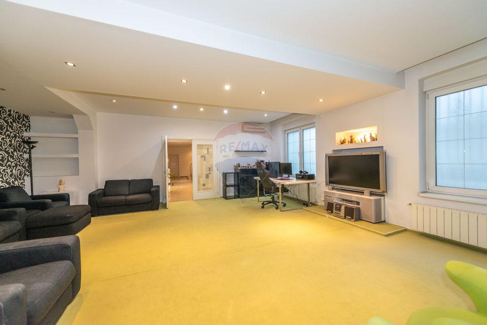 Apartment 3-4 rooms, ground floor villa 2009 Mosilor subway Obor