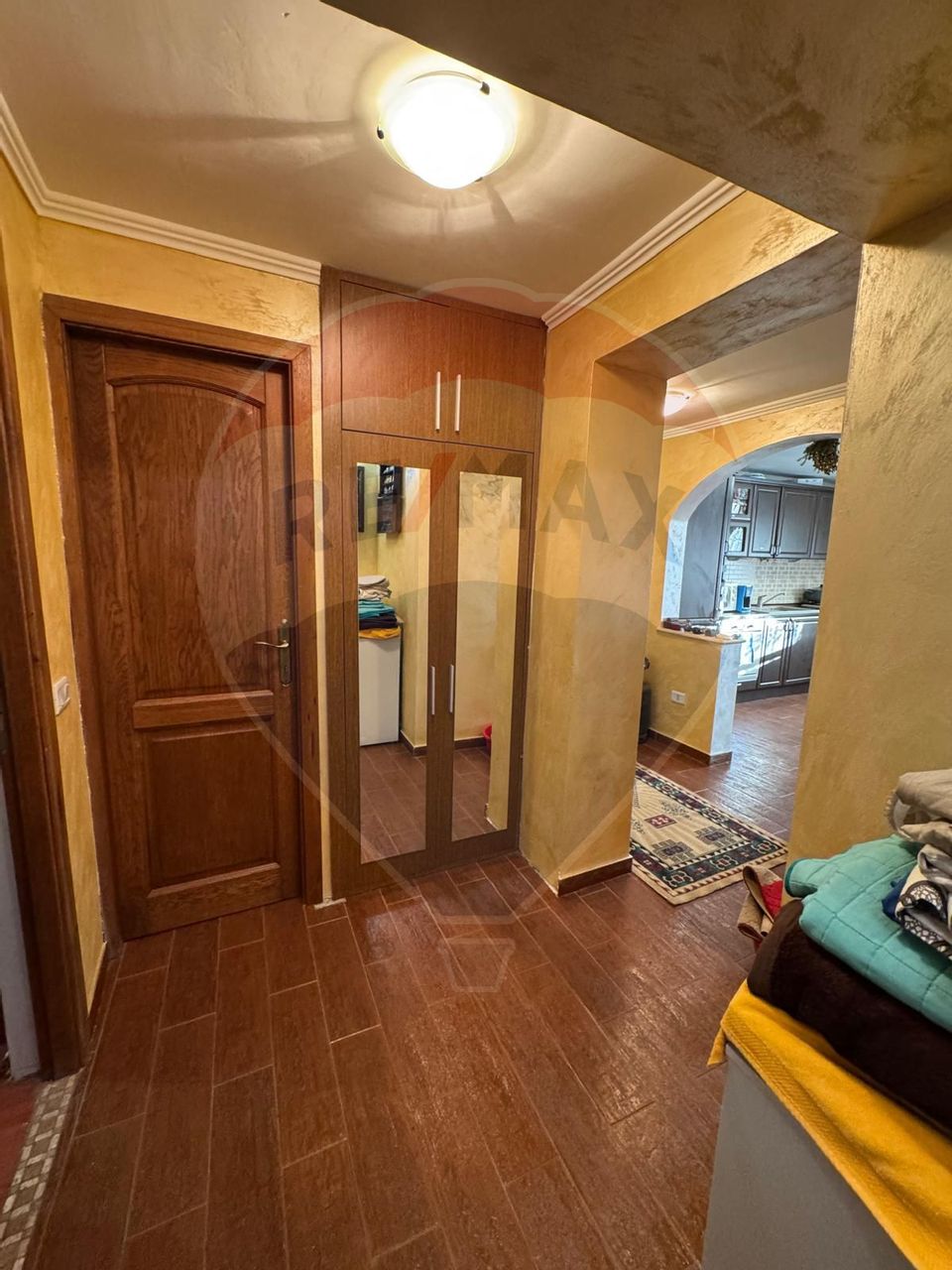 Apartament cu 3 camere in Dumitresti