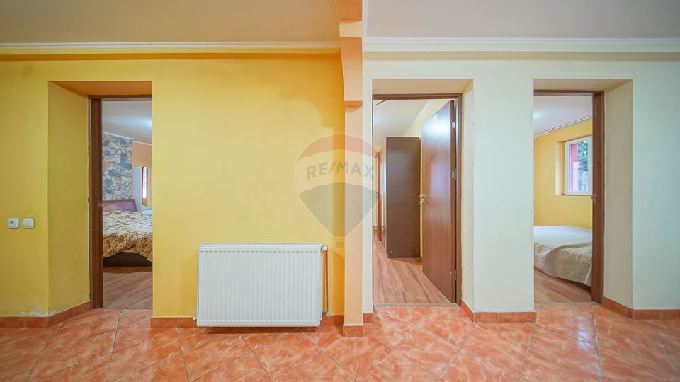 Casă cu 6 camere de vânzare în Azuga, Comision 0%!