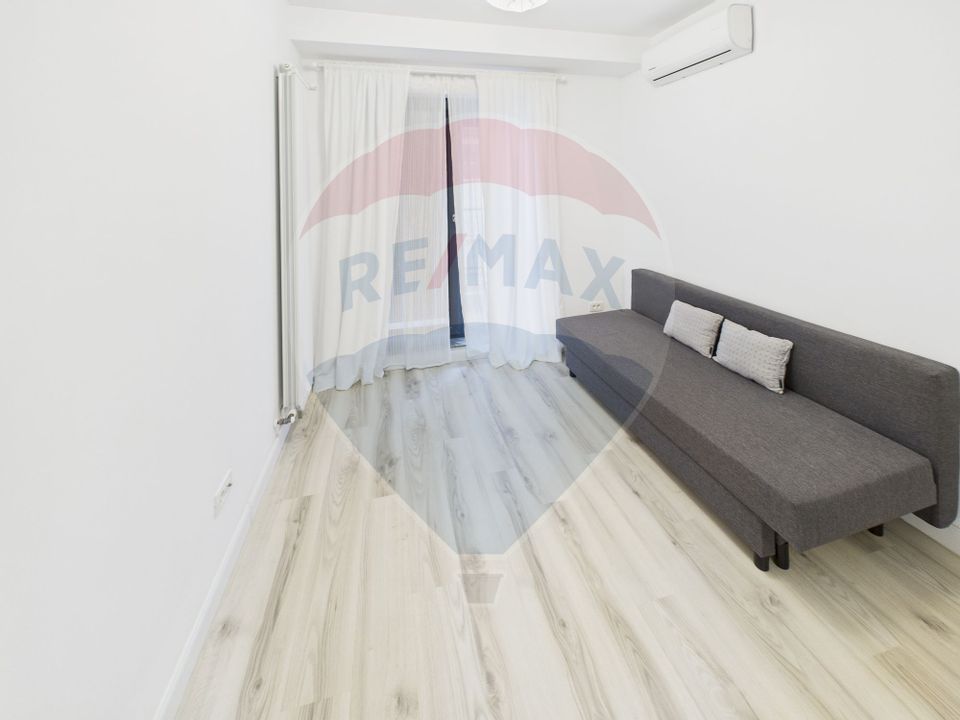 Apartament cu 3 camere de închiriat în zona Dristor