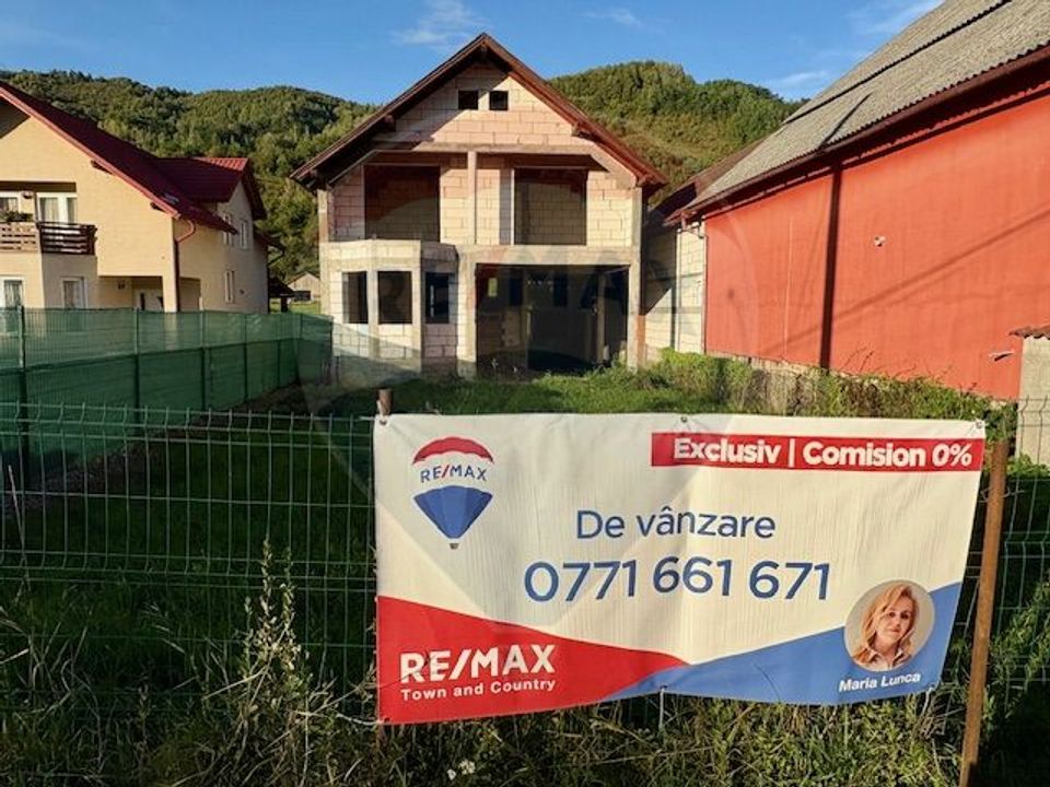 Casă / Vilă cu 5 camere de vânzare