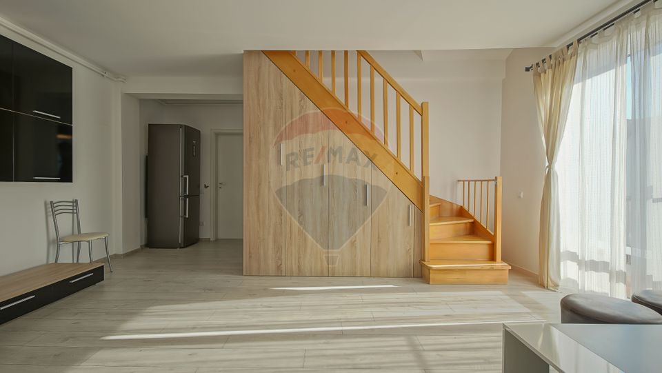 REZERVAT -  Apartament cu 3 camere, de vânzare, Râșnov - Comision 0%