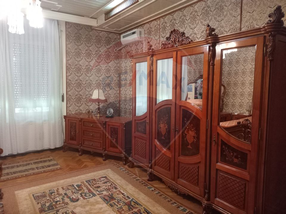 6 room House / Villa for sale, Ultracentral area