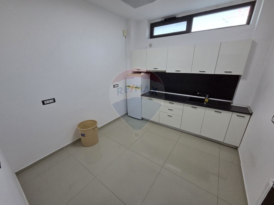 Hala plus spatiu birouri, zona Strada Vrancei