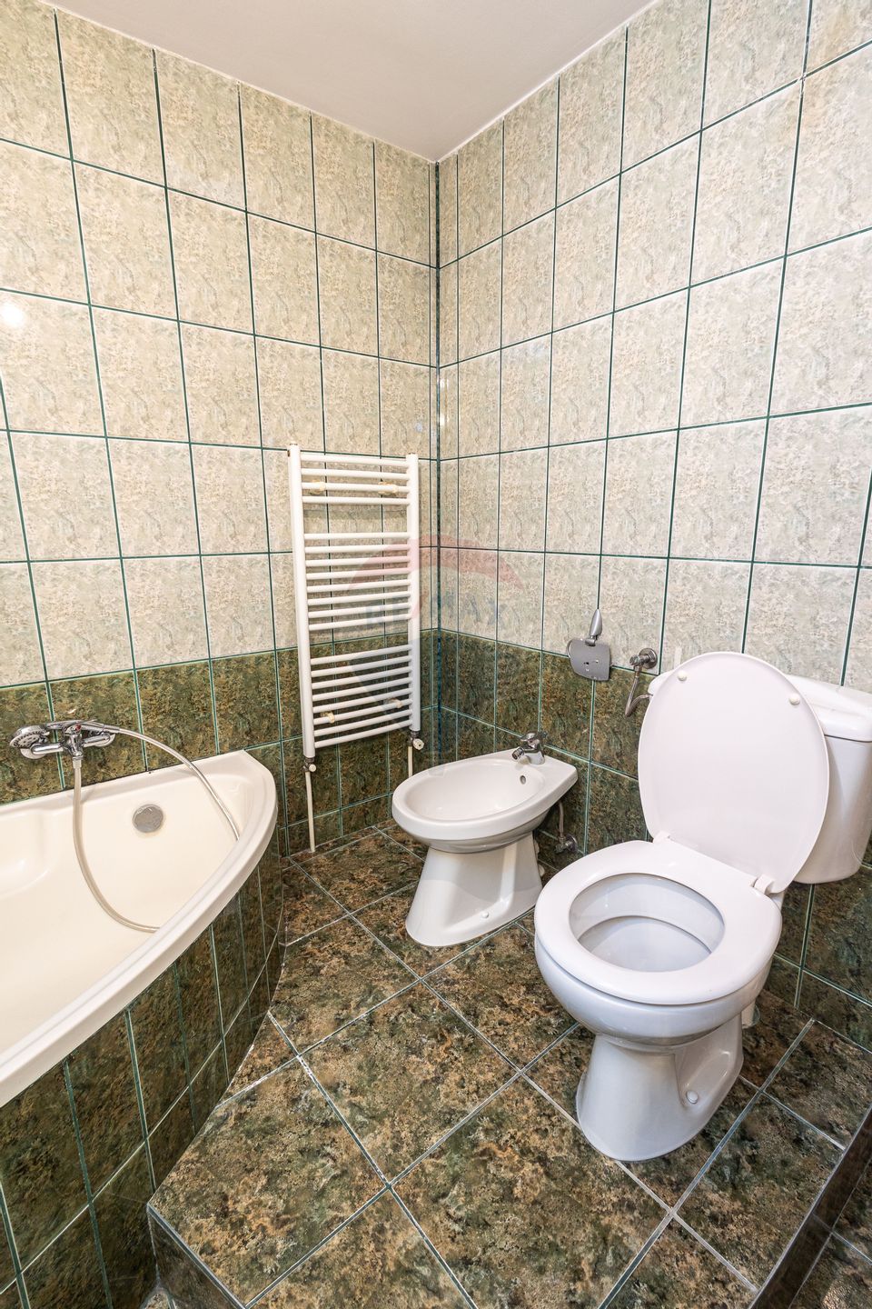 Apartament cu 3 camere de vânzare în Sebeș COMISION 0%