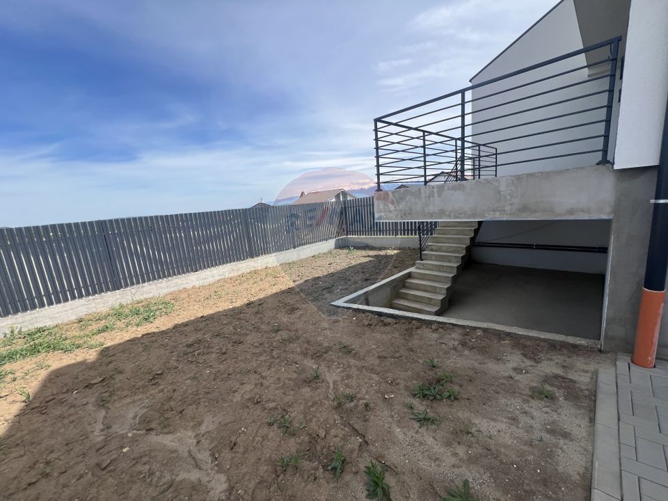 4 room House / Villa for sale, Central area