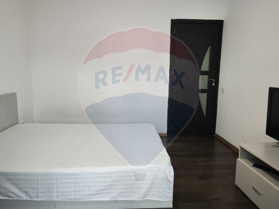 Apartament cu 2 camere de vânzare în zona Stefan cel Mare