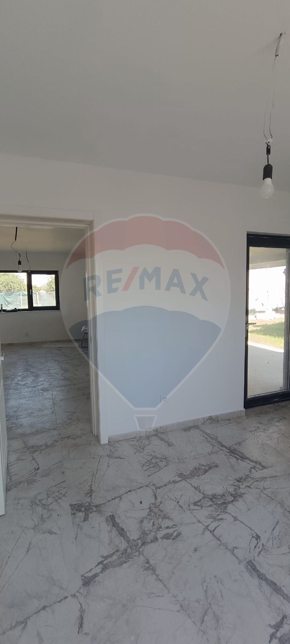 5 room House / Villa for sale