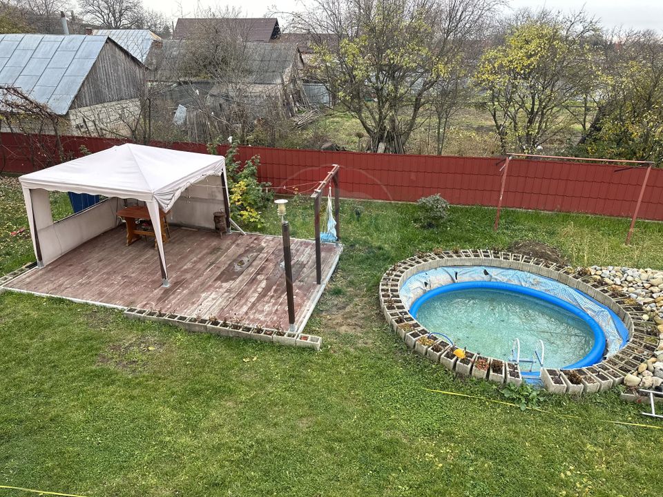 4 room House / Villa for sale