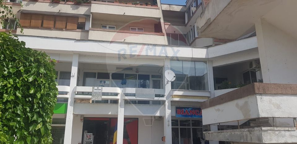 Spatiu comercial de inchiriat - Baia Mare, zona RFN , 340mp