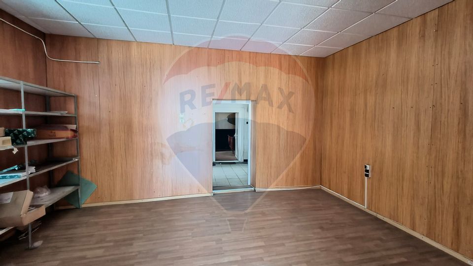 Casă cu 3 camere de vânzare în zona Piața Centrală