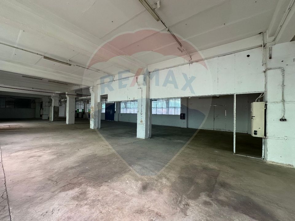 Spațiu industrial de 1100mp de închiriat