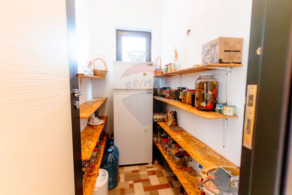 5 room House / Villa for sale