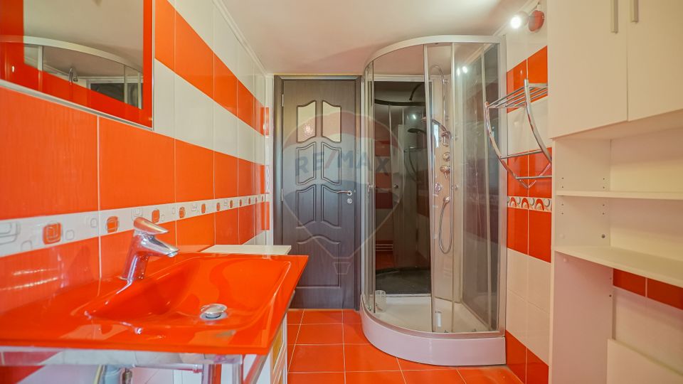 REZERVAT! De vânzare apartament 4 camere în vilă impozantă