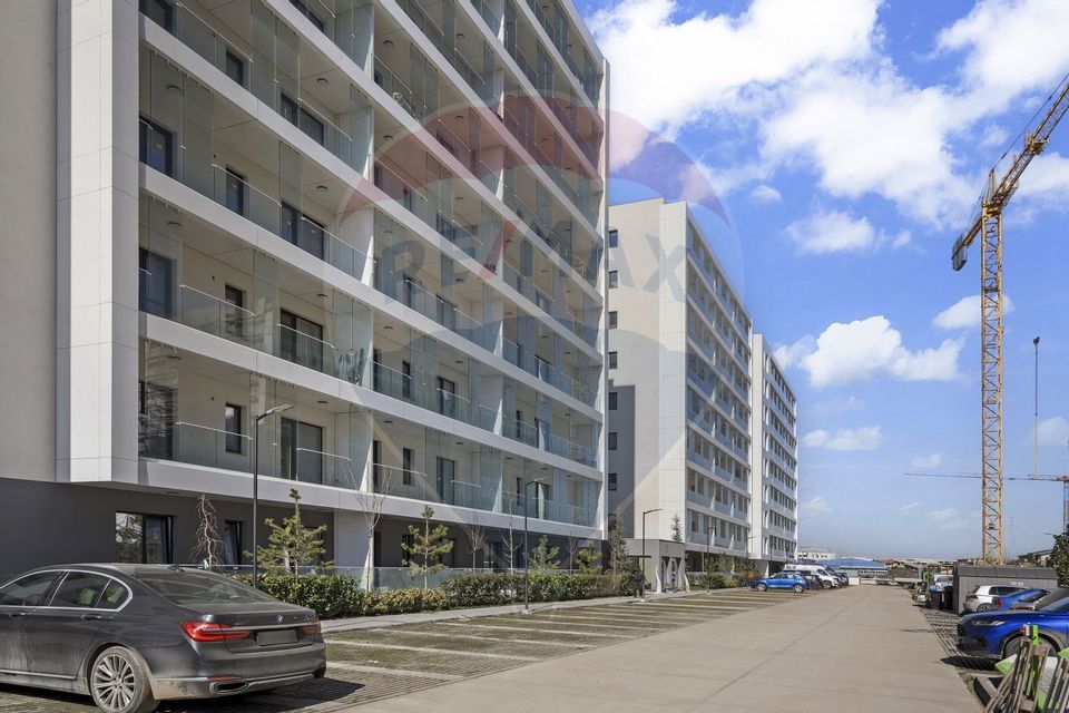 Large 2-room apartment for sale in Pipera area