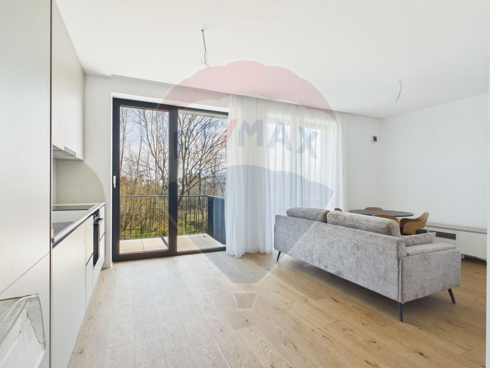 Bright apartment, 2 rooms, parking included, Amber Forest vat included