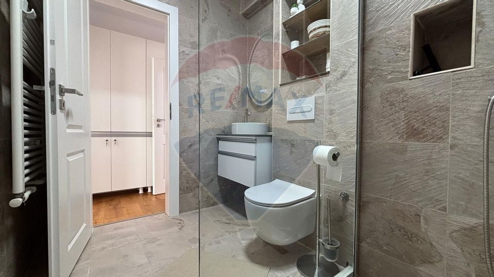 Casa  cu etaj de inchiriat pe termen lung Eforie Nord