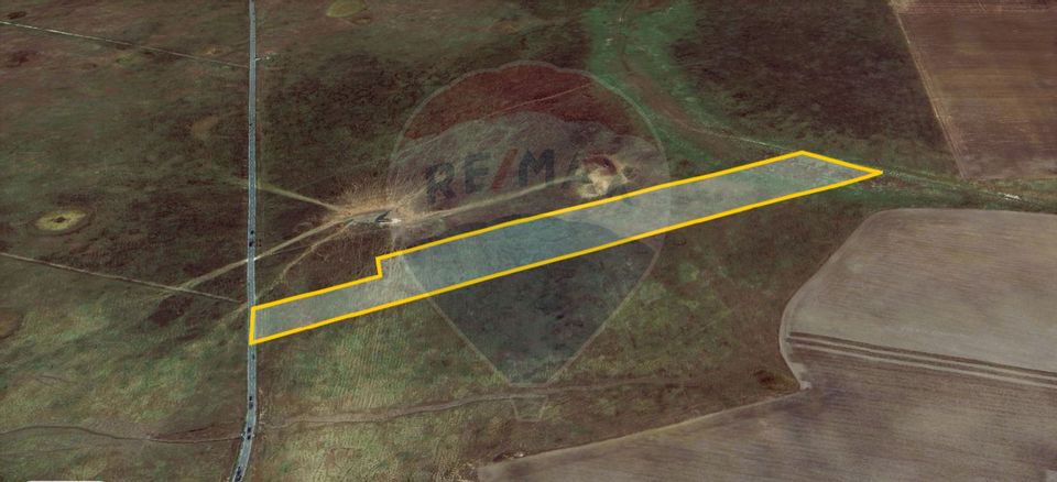 Teren agricol 5 ha, extravilan, 52 m deschidere la șosea