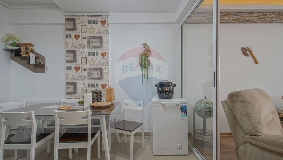 3 room Apartment for sale, Tractorul area