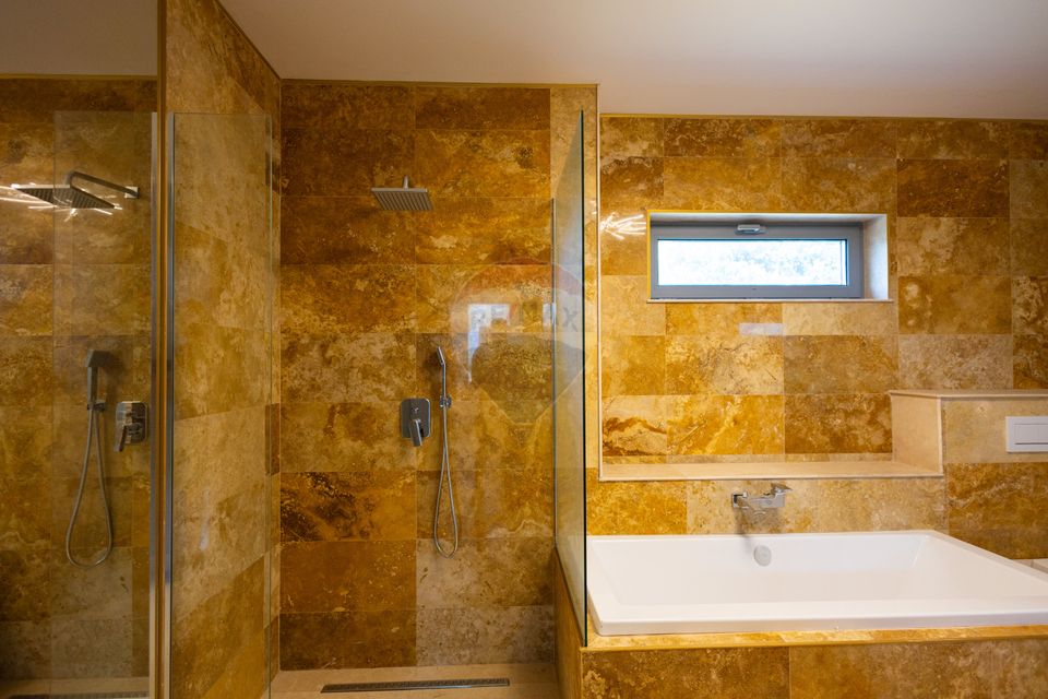 5 room House / Villa for sale