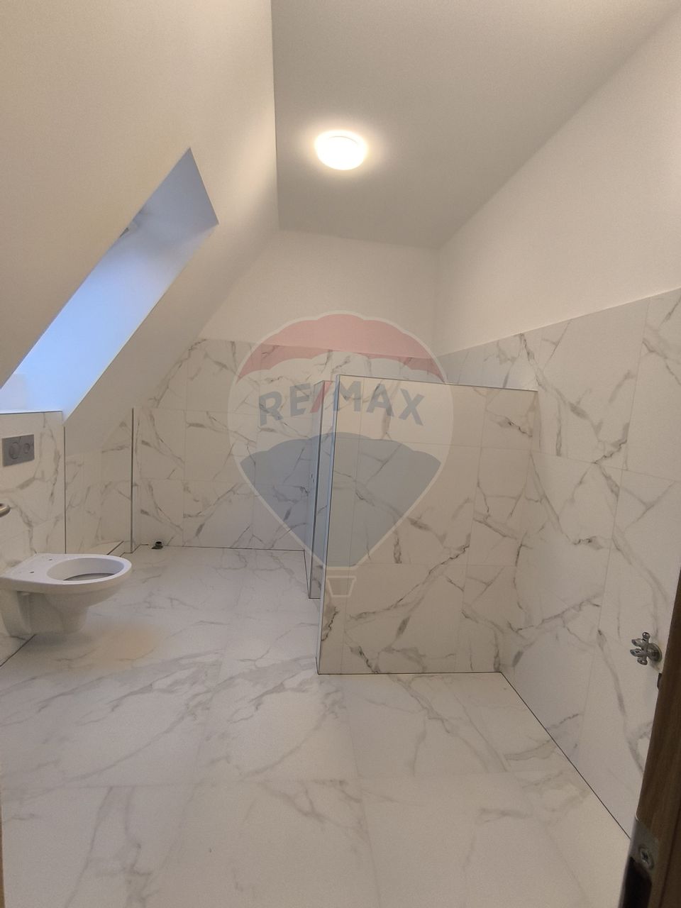 Duplex 2 unitati de vanzare 426 mp