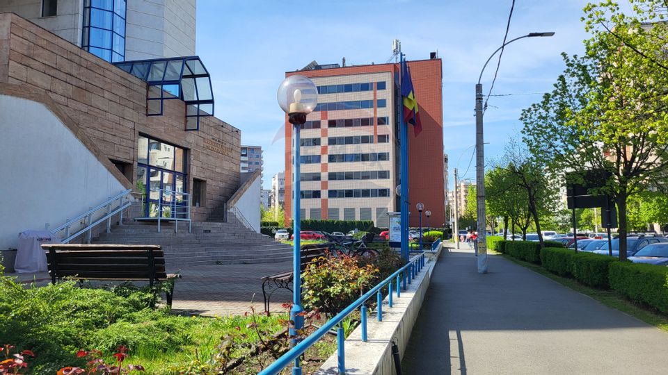 38sq.m Commercial Space for rent, Marasti area