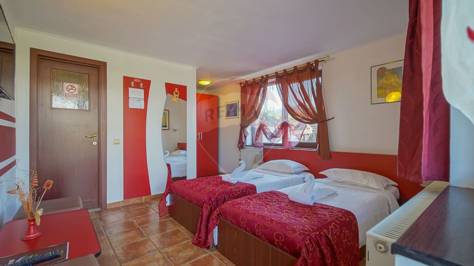 Casă / Vilă de vânzare în Râșnov, afacere-Pensiune clasificată