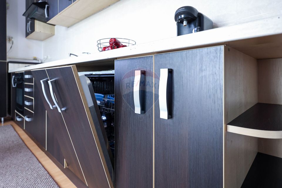 Apartament 3 camere de închiriat, Sanpetru, Lempes