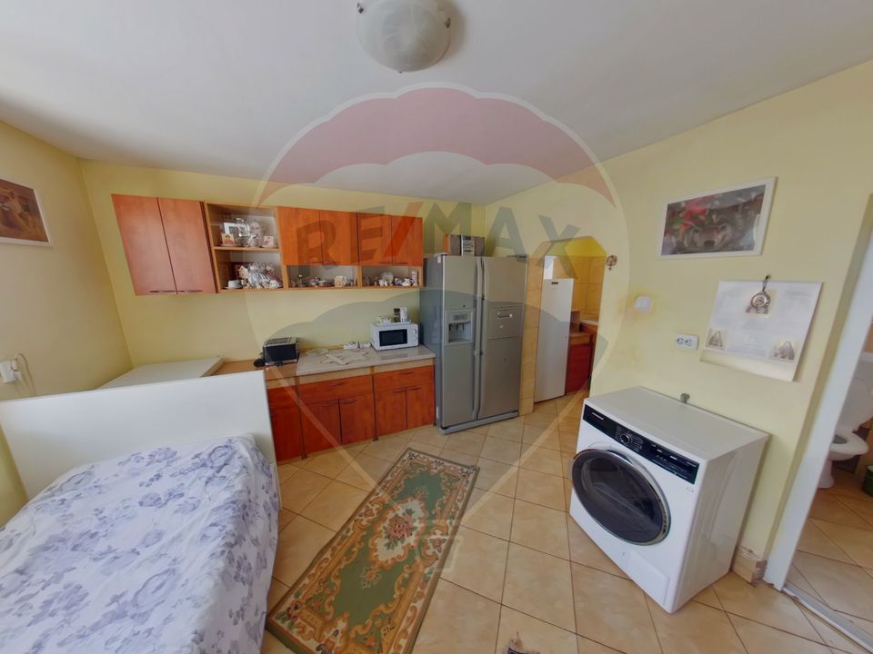 5 room House / Villa for sale