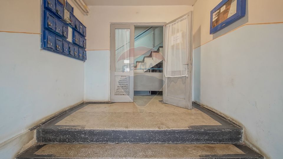 REZERVAT| APARTAMENT| 3 CAMERE| 2 BAI| ETAJ 1/4|