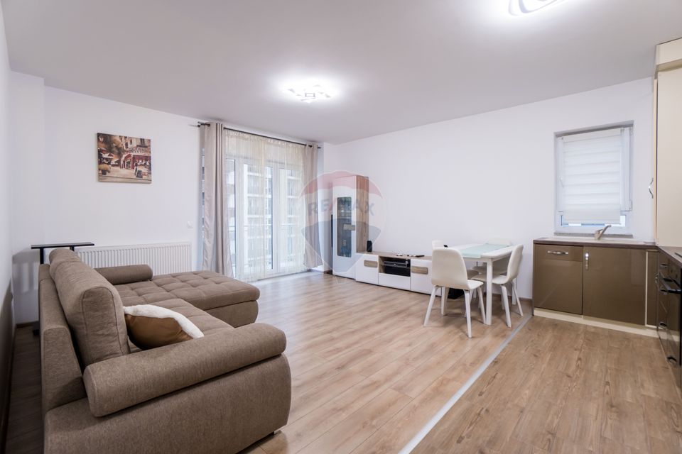 Apartament 3 camere cu 2 locuri de parcare si boxa Coresi