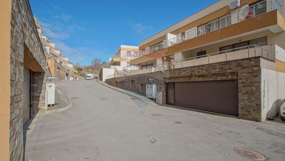 Apartament situat pe Drumul Poienii, panorama de vis