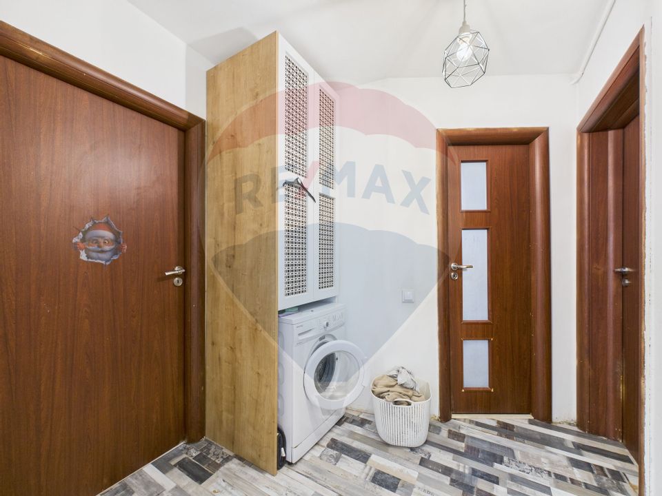 Apartament cu 3 camere de vanzare in zona Doamna Ghica
