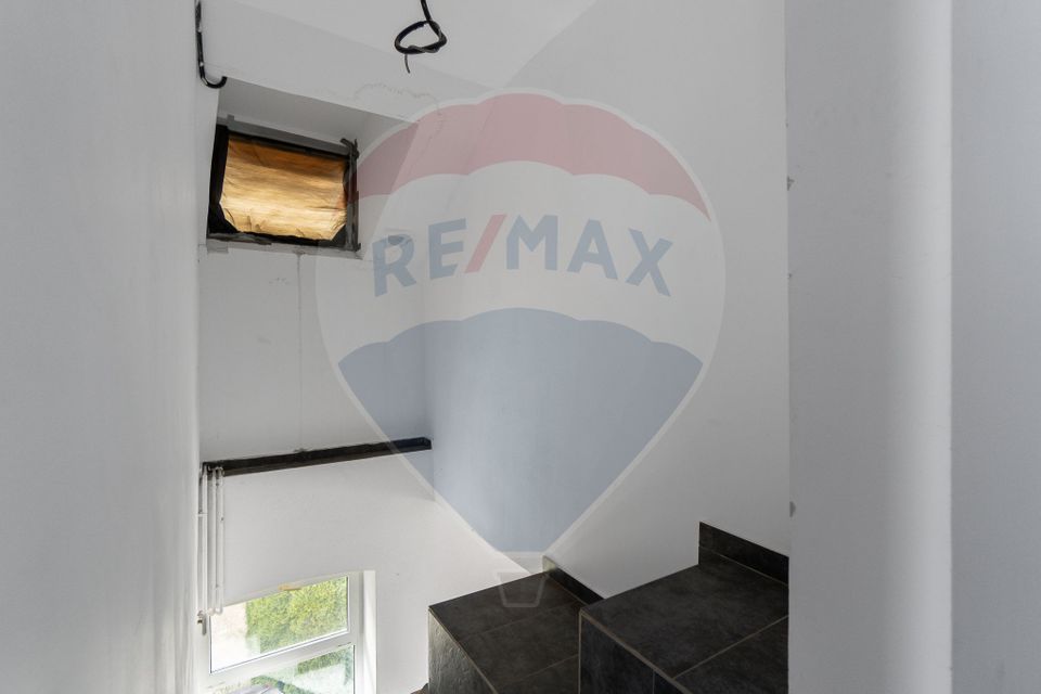 Apartament 7 camere ULTRACENTRAL in casa- Codlea!