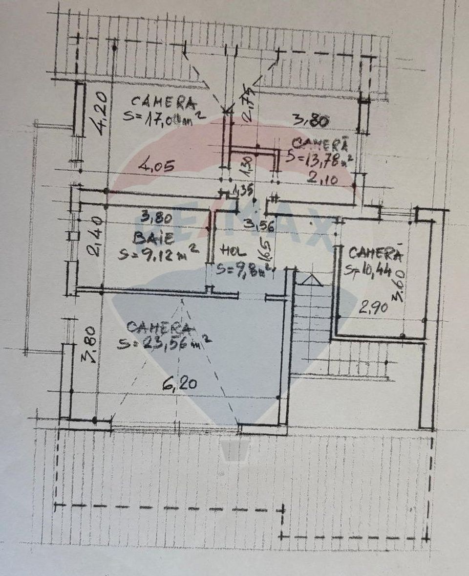 Casă / Vilă cu 10 camere si teren generos, Sos. Salaj