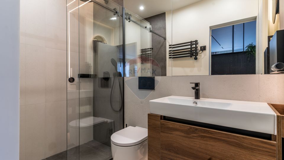 3 room Apartment for sale, Plopilor area