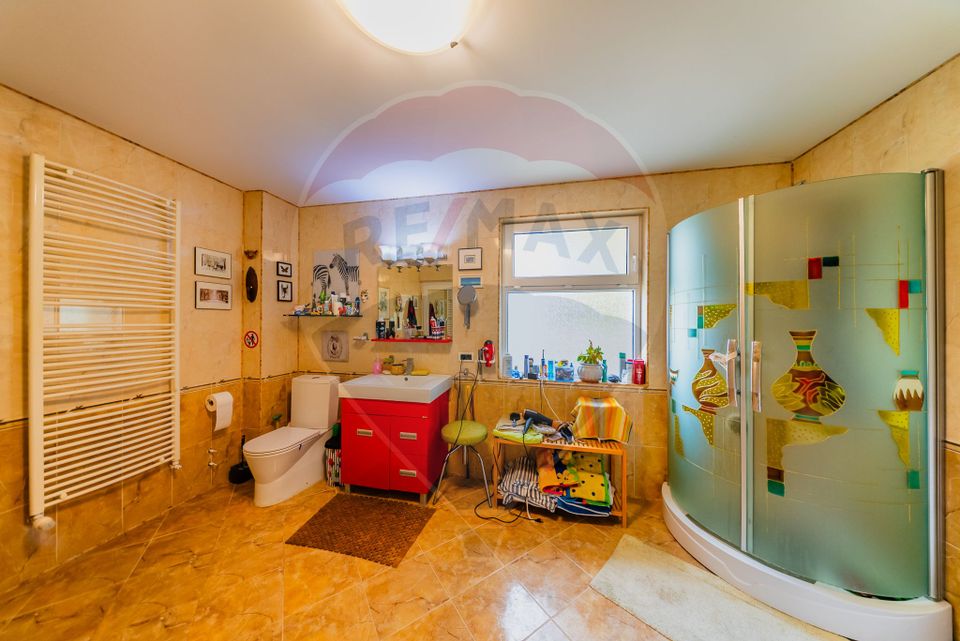 4 room House / Villa for sale, Subcetate area