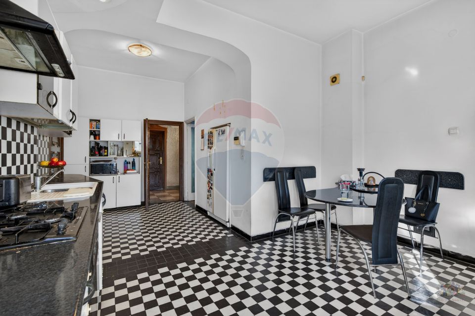 Vila cu arhitectura florentina | Proprietate rara in zona Dorobanti