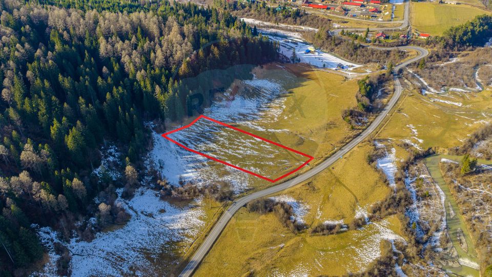 Land 10,000sqm Sacele / Strada Barajului