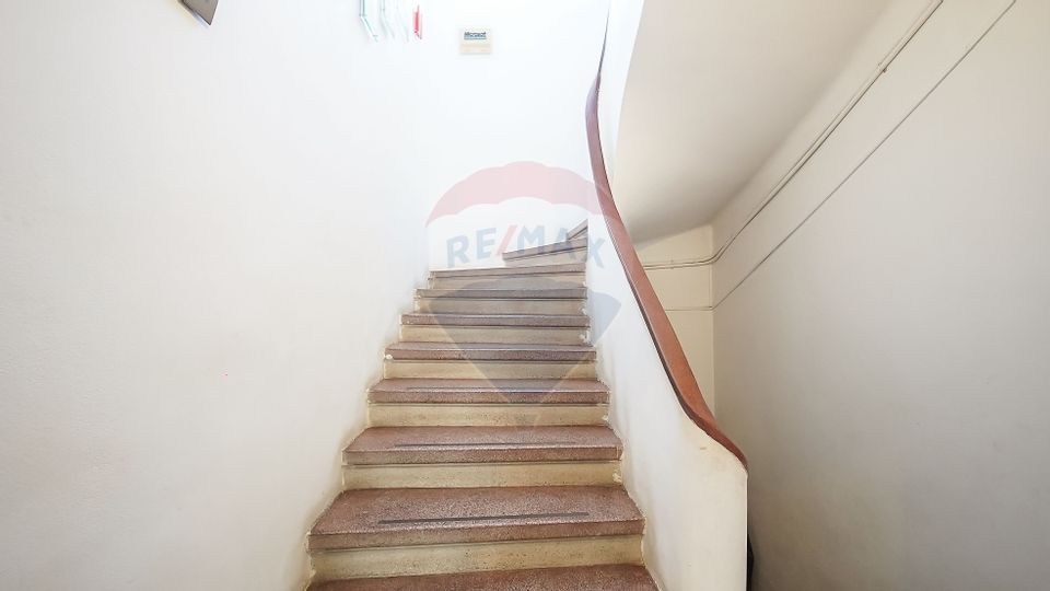 11 room House / Villa for rent, Tractorul area