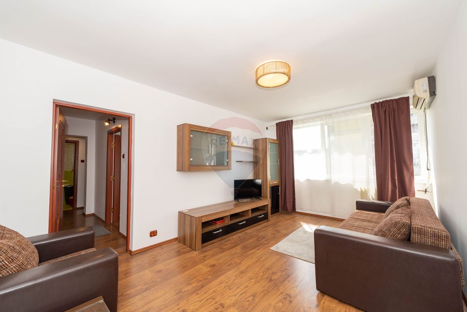 Apartament semidecomandat cu 3 camere de inchiriat Vasile Goldis Minis