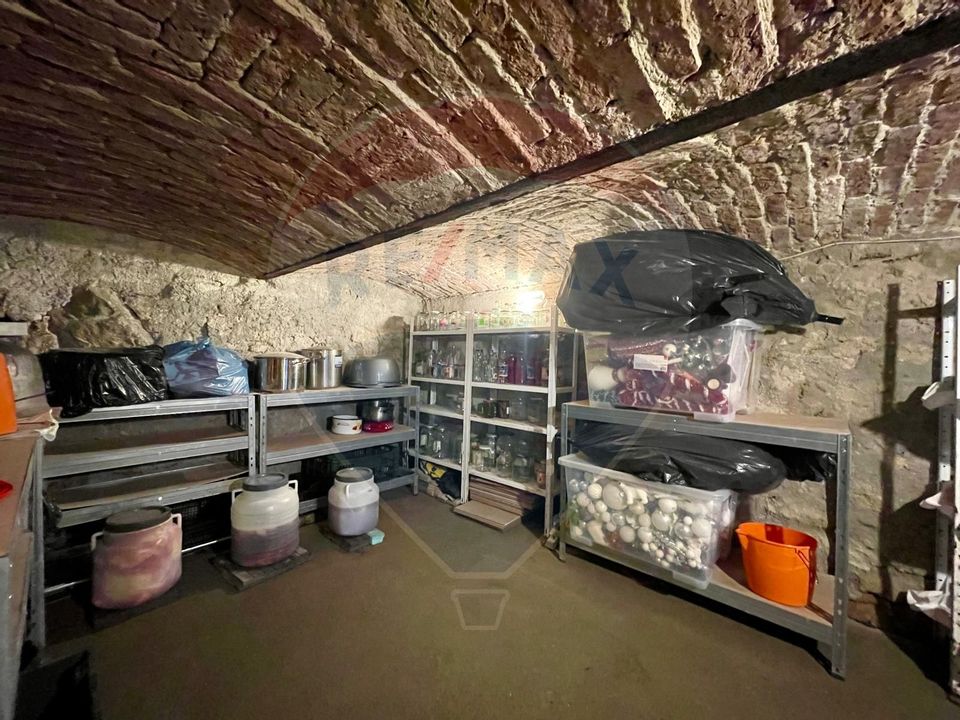 4 room House / Villa for sale, Turches area